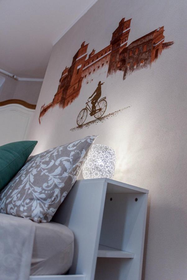 A Due Passi Dal Castello Apartment แฟร์รารา ภายนอก รูปภาพ